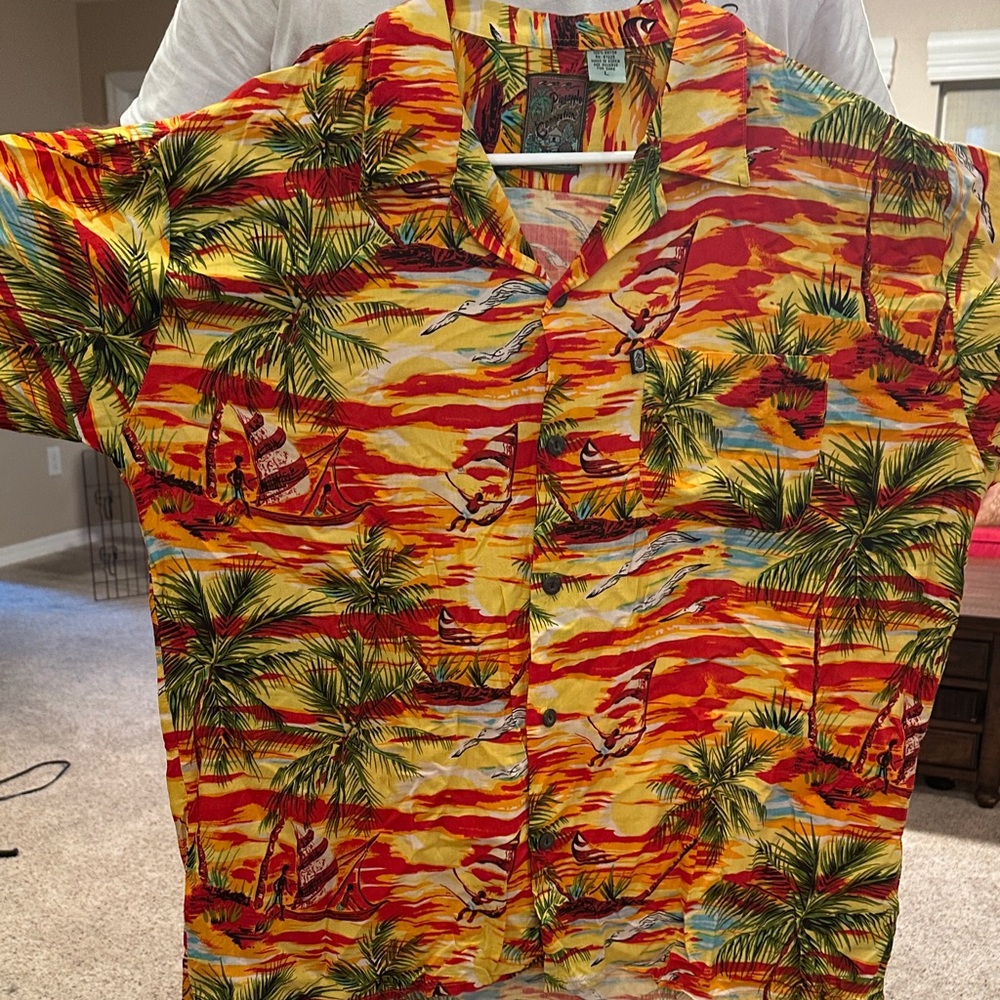 Vibrant Palm Tree Print Hawaiian Shirt